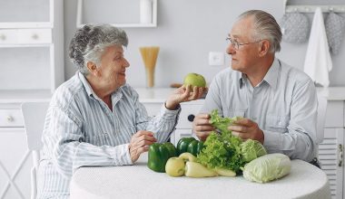 Yaşlılıkta Beslenme